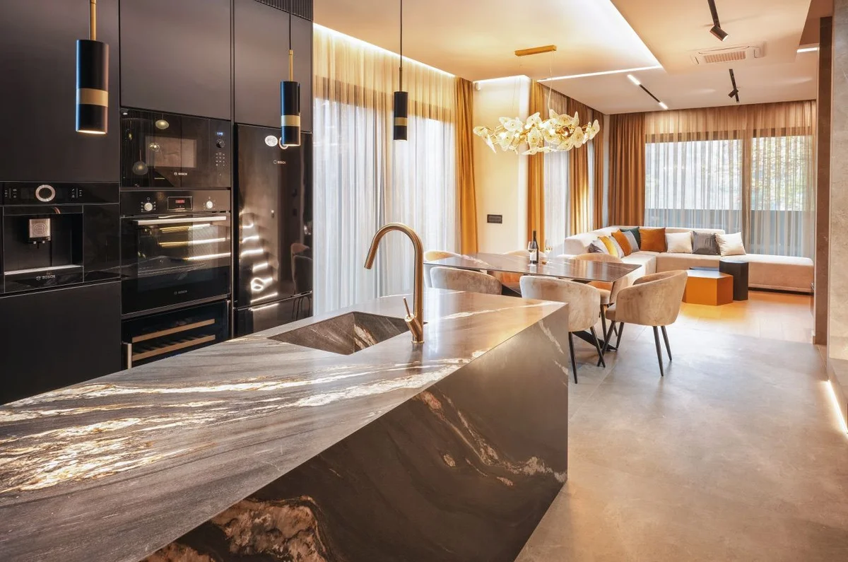 Zagreb, prekrasna urbana vila, srebrnjak, 245m2 (S PRIVATNOM KONOBOM)!