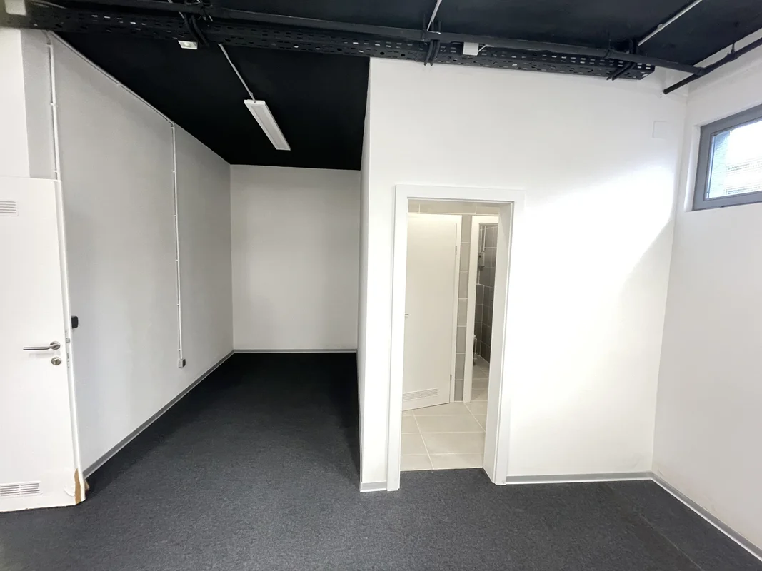 Zagreb, Špansko, poslovni prostor 206m2!!