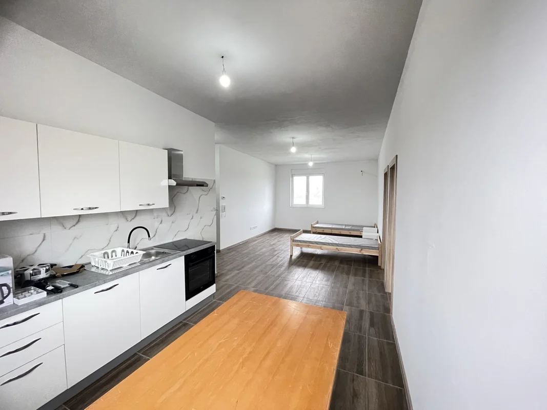 Zagreb, Ježdovec, 5 NOVIH stanova za najam radnicima!!