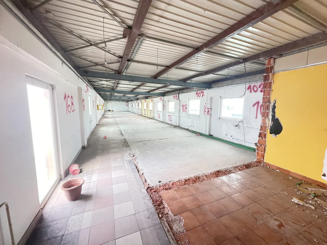 Najam poslovnog prostora, Sesvete, 372m2, 3€/m2 +pdv!!