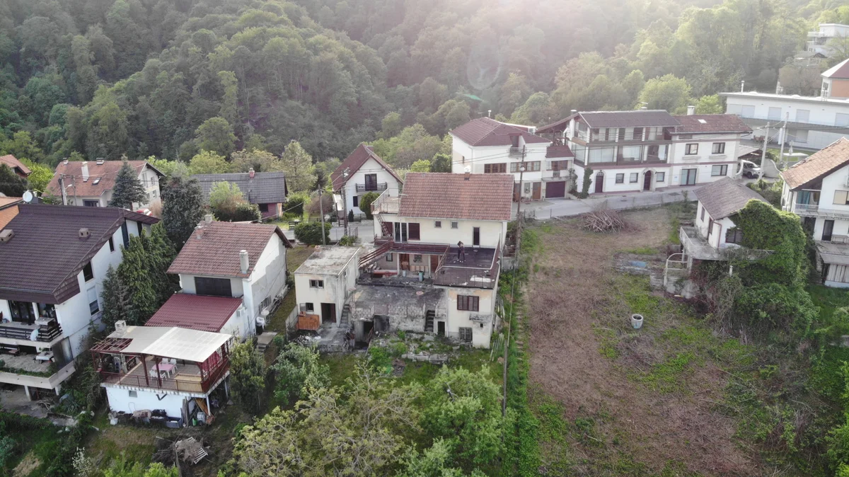 Samobor, prodaja, zemljište sa starom kućom, POGLED NA CIJELI GRAD!!!