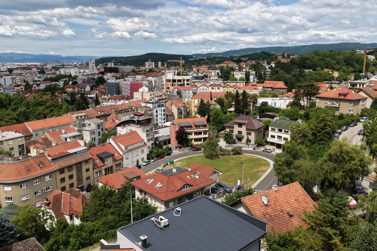 Kuća, Zagreb, 250nkp + 4 garaže!! Hercegovačka ulica!!