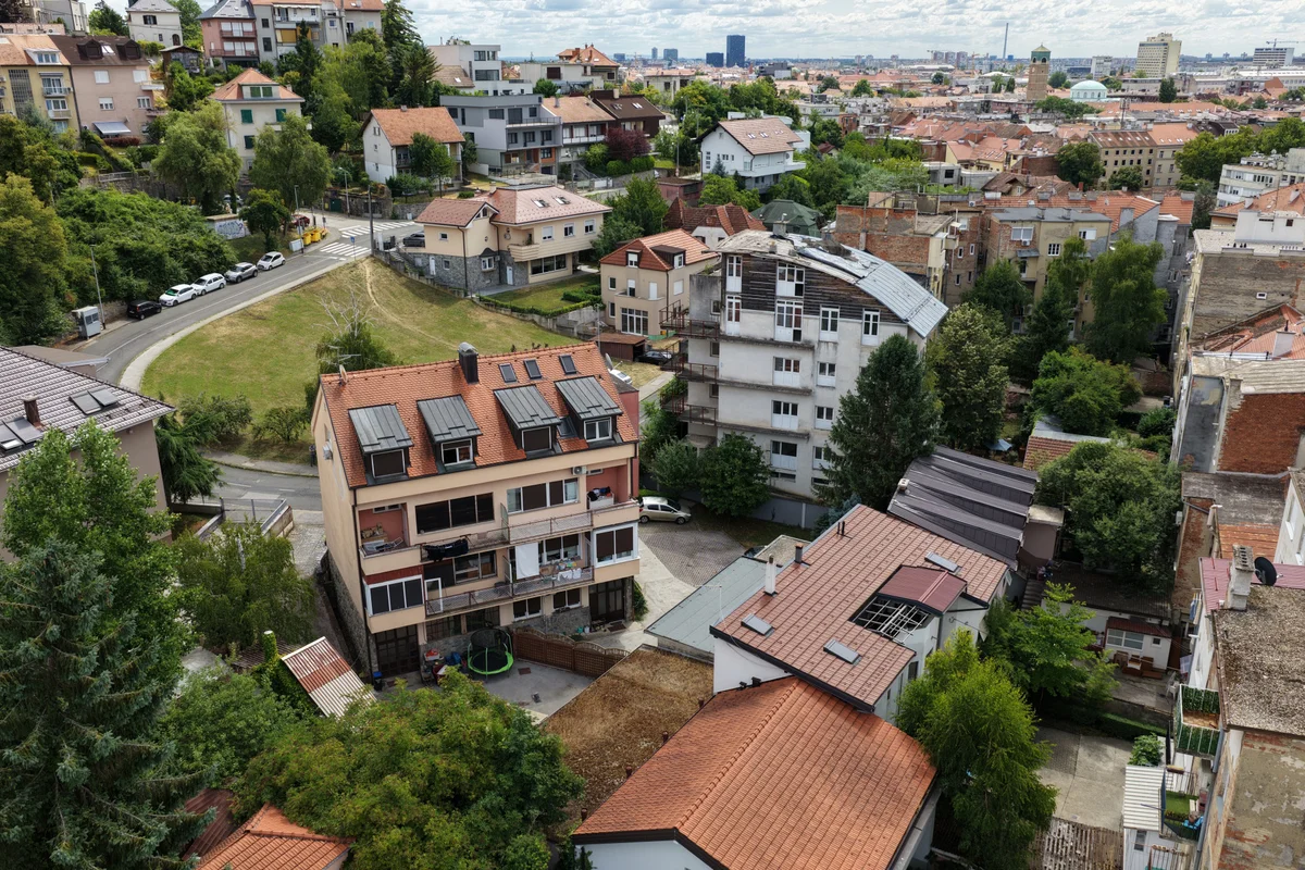 Kuća, Zagreb, 250nkp + 4 garaže!! Hercegovačka ulica!!