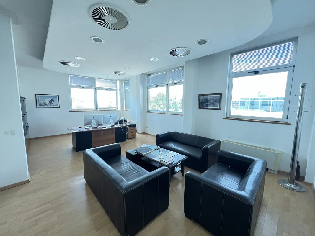 Zagreb, najam, poslovni prostor, 585m2 NKP puno parkinga!Top lokacija!