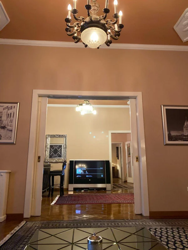 Stan, Zagreb, centar, 200m2 + 30m2 spremište!! Prvi kat! Luksuzan!