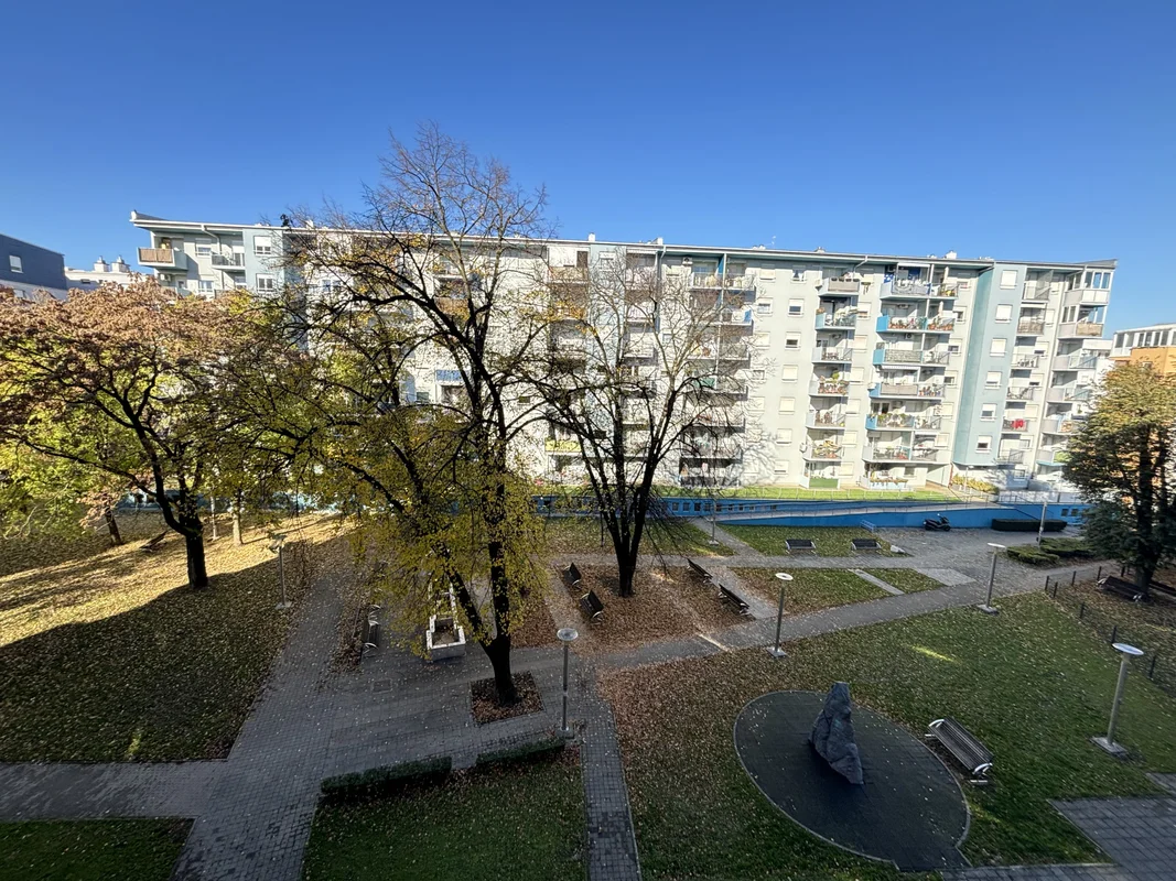 Moderan 3-sobni stan s loggiom i liftom, 65 m², Špansko