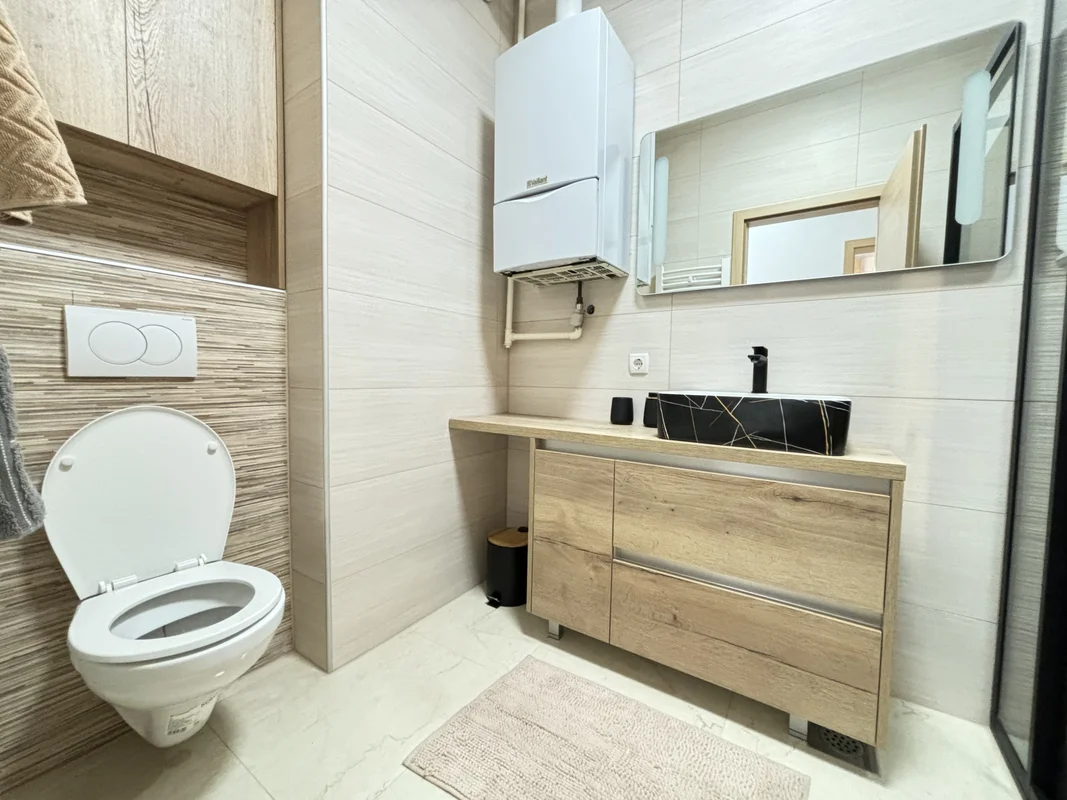 Moderan 3-sobni stan s loggiom i liftom, 65 m², Špansko