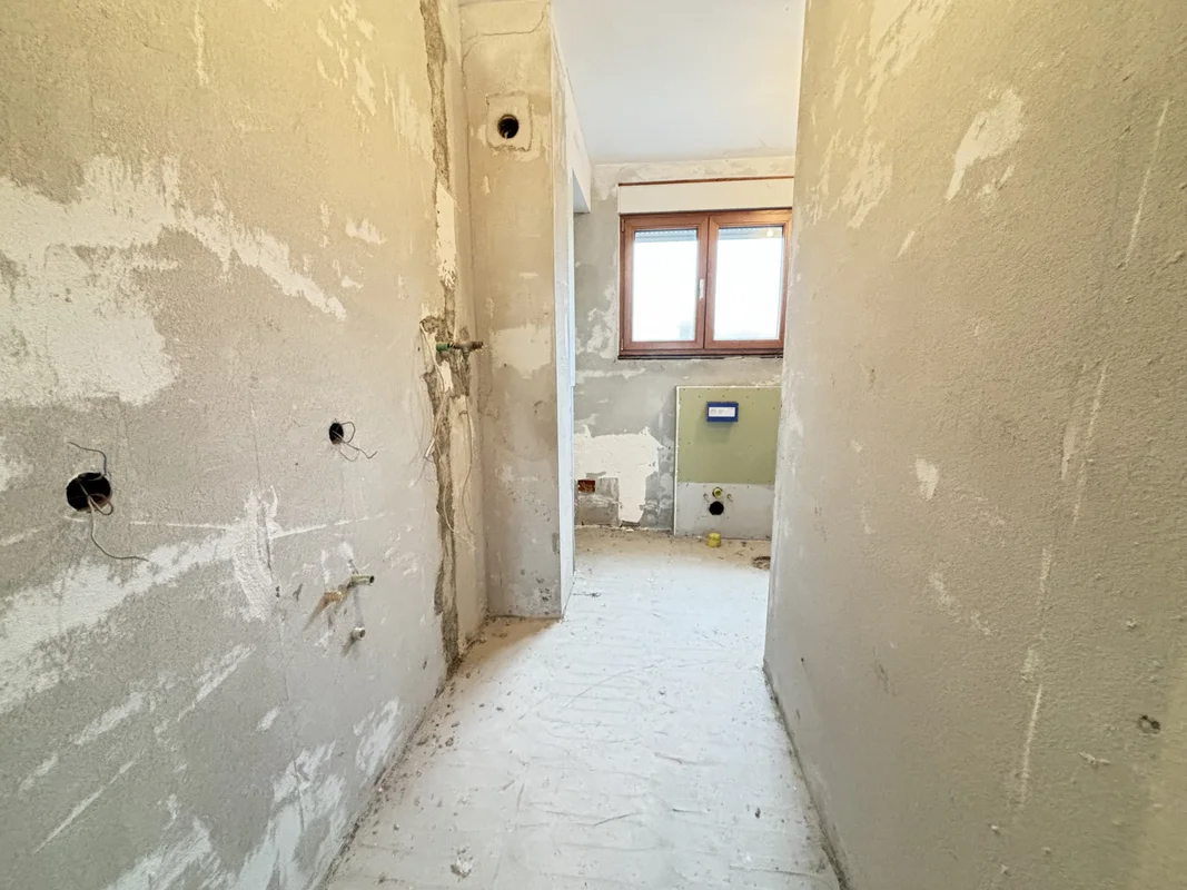 Iznajmljuje se luksuzni penthouse s terasom i panoramom – Bijenik