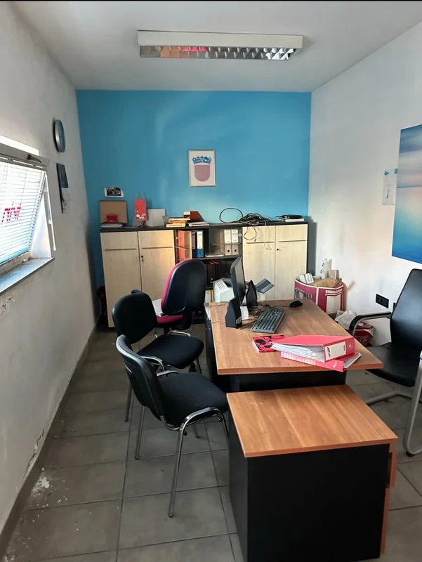 Rijeka, poslovni prostor, 221m2 sa parkingom!!