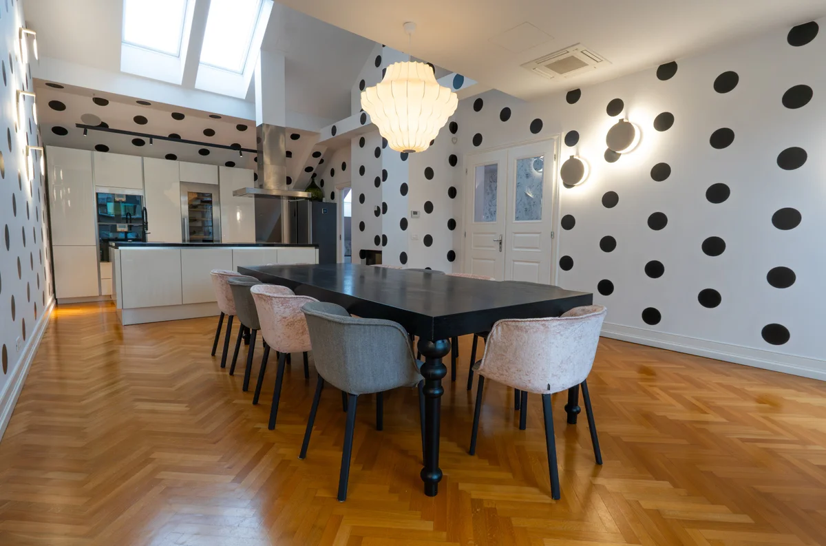 Ekskluzivni penthouse od 270 m² s terasom i pogledom na HNK
