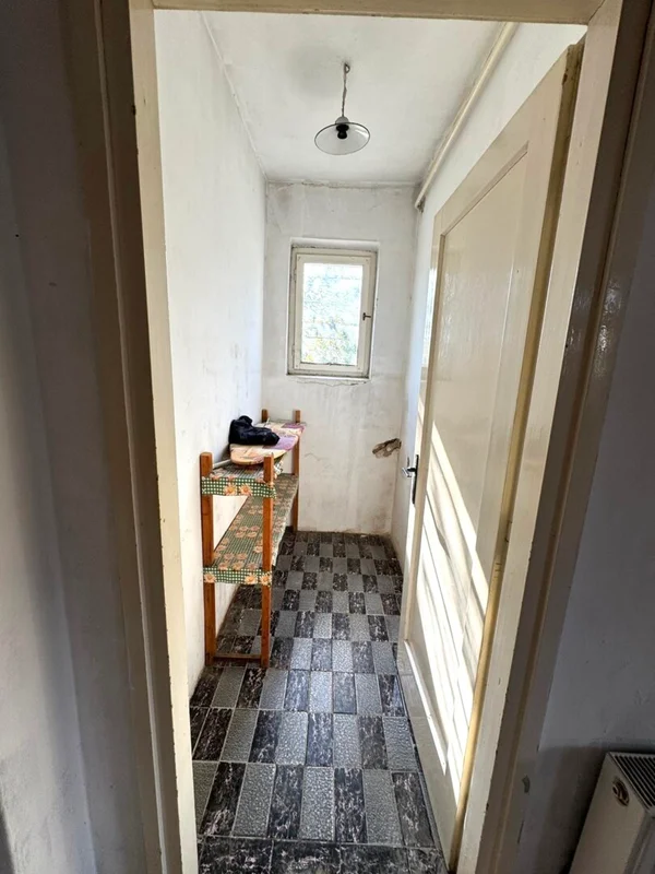 Smještaj za radne timove u Donjoj Dubravi – kuća s garažom