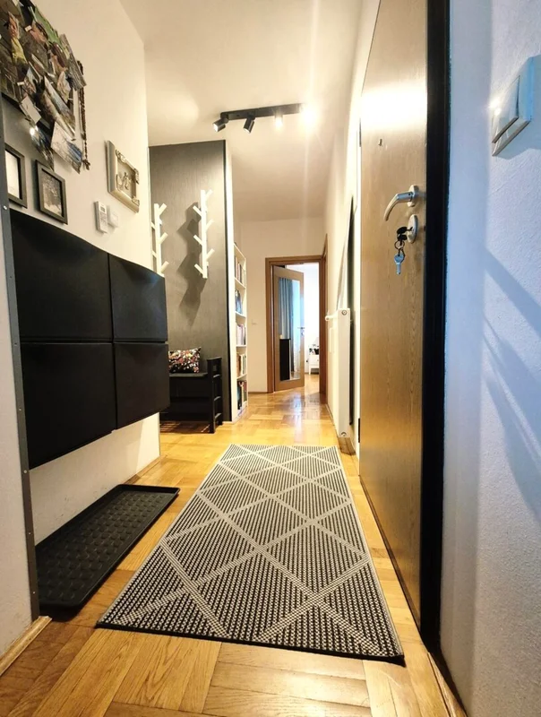 Ekskluzivan stan 105 m² s terasom i parkingom, zadnji kat, Podsused