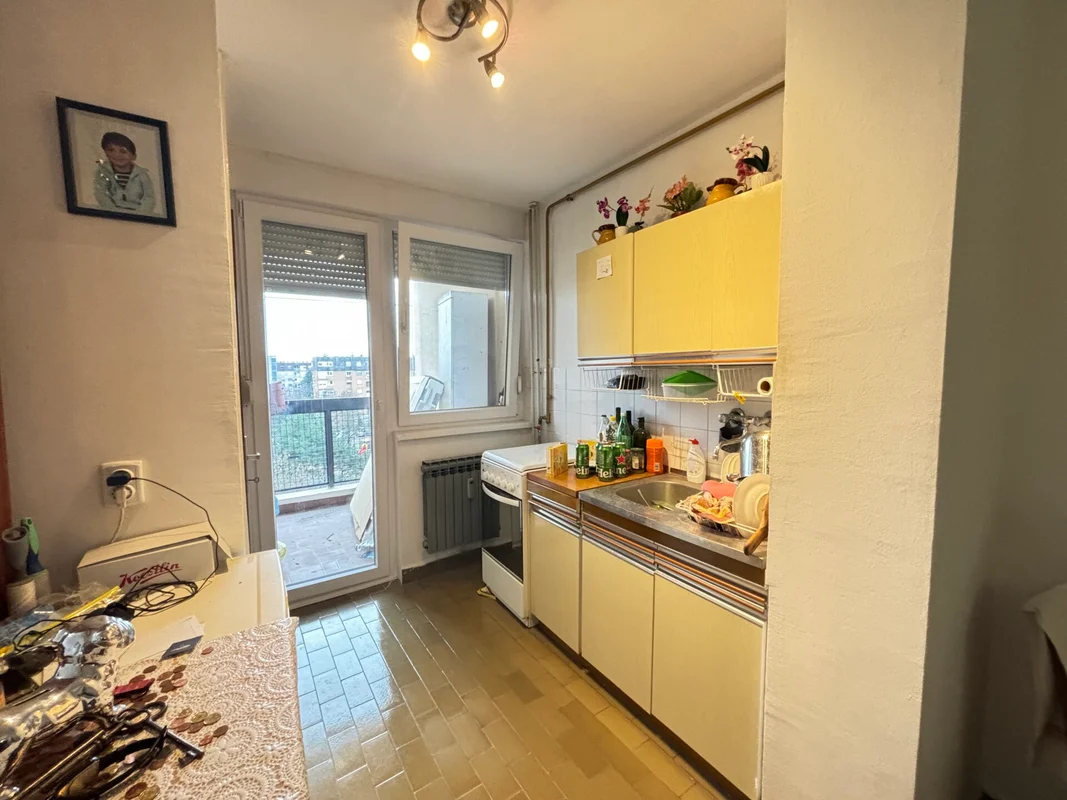 Stan 43 m² s loggiom, energetski obnovljena zgrada, Stenjevec