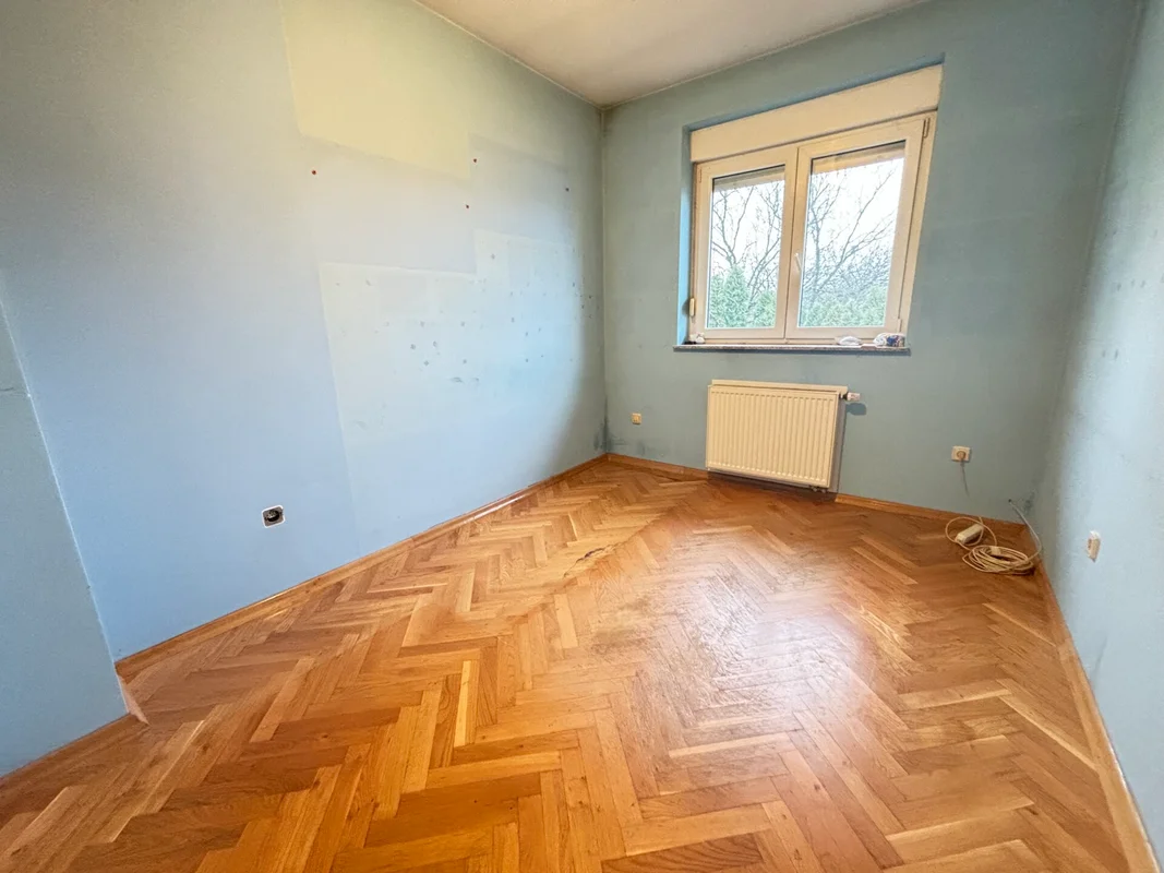 Samobor, Domoslavec – kuća 120 m² s vrtom 175 m² i 3 parkinga