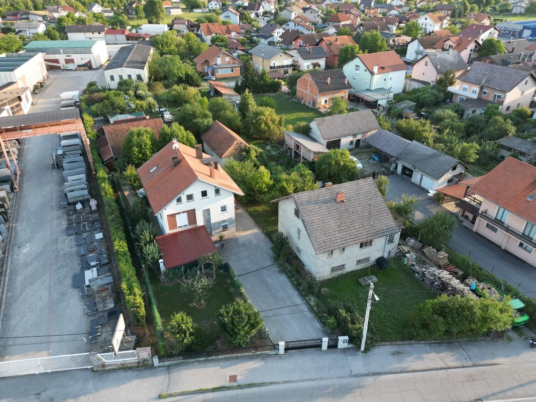 Atraktivno građevinsko zemljište 1.209 m2 u mirnom dijelu Samobora