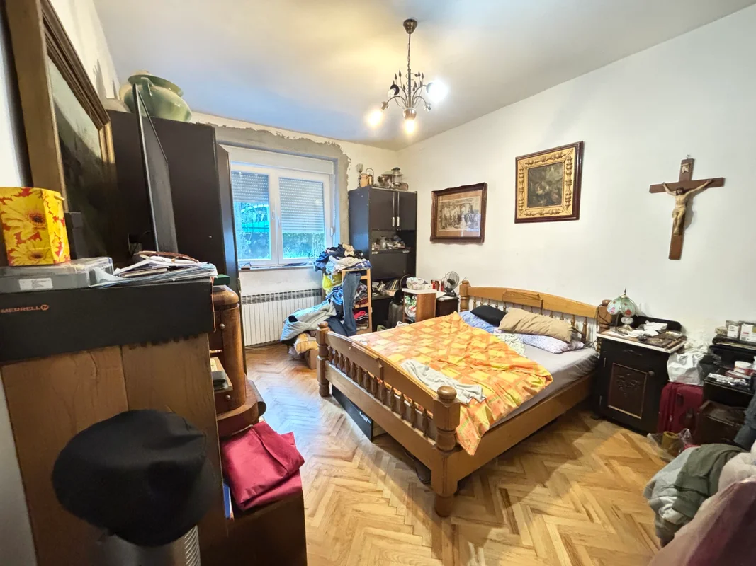 Stan 84 m² u prizemlju, neposredno uz Zelengaj i Britanac