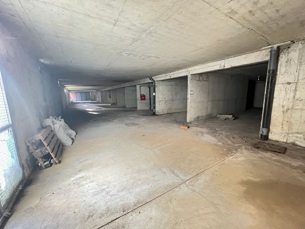 Sesvete, prodaja, 1313m2! Skladiste/garaža!!