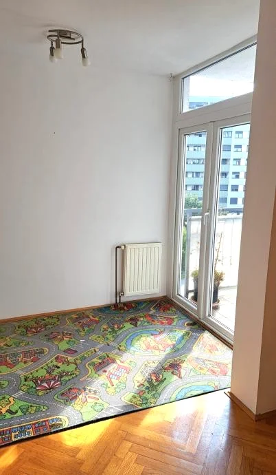 Lanište – miran trosoban stan 69 m², lođa, lift