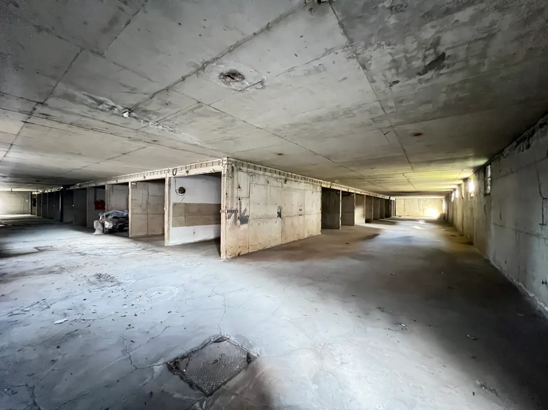 Sesvete, najam, 1313m2! Skladiste/garaža!!