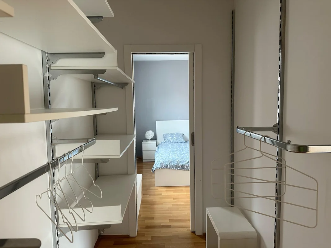 Najam, Zagreb, Maksimir stan sa 100m2, 3 spavaće sobe te dva parkinga!