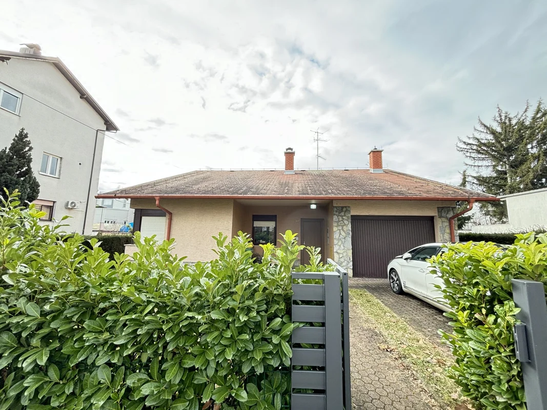 Prostrana kuća s vrtom – Gornja Dubrava, Grižanska