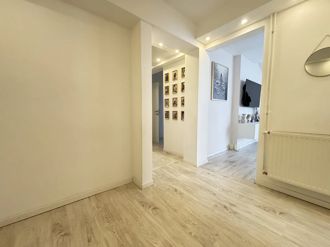 Dubrava – moderan 3-sobni stan s terasom i parkingom