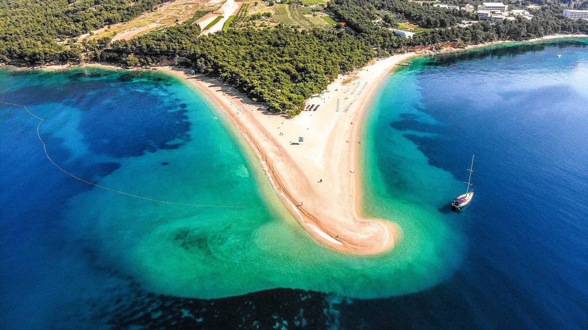 Zemljište, Otok Brač, 900m2 neposredna blizina mora!!